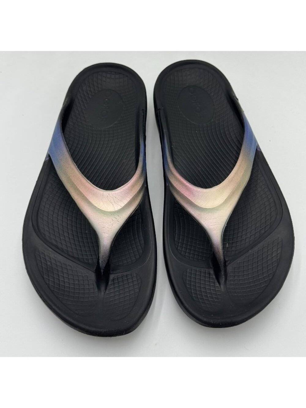 Oofos OOlala Luxe Thong Flip-Flop Sandal Women's 7 Purple Rubber Slip-On Summer